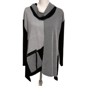 CHELSEA & THEODORE TUNIC Uneven hem long sleeves pocket size Large